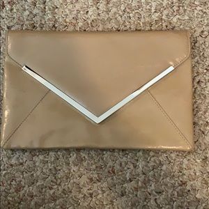 International concepts clutch